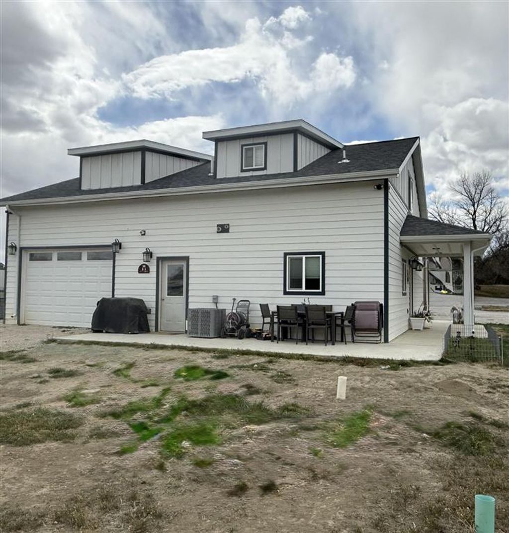 Photo of 280 W Main St, Cowley, WY 82420 (MLS # 10032393)