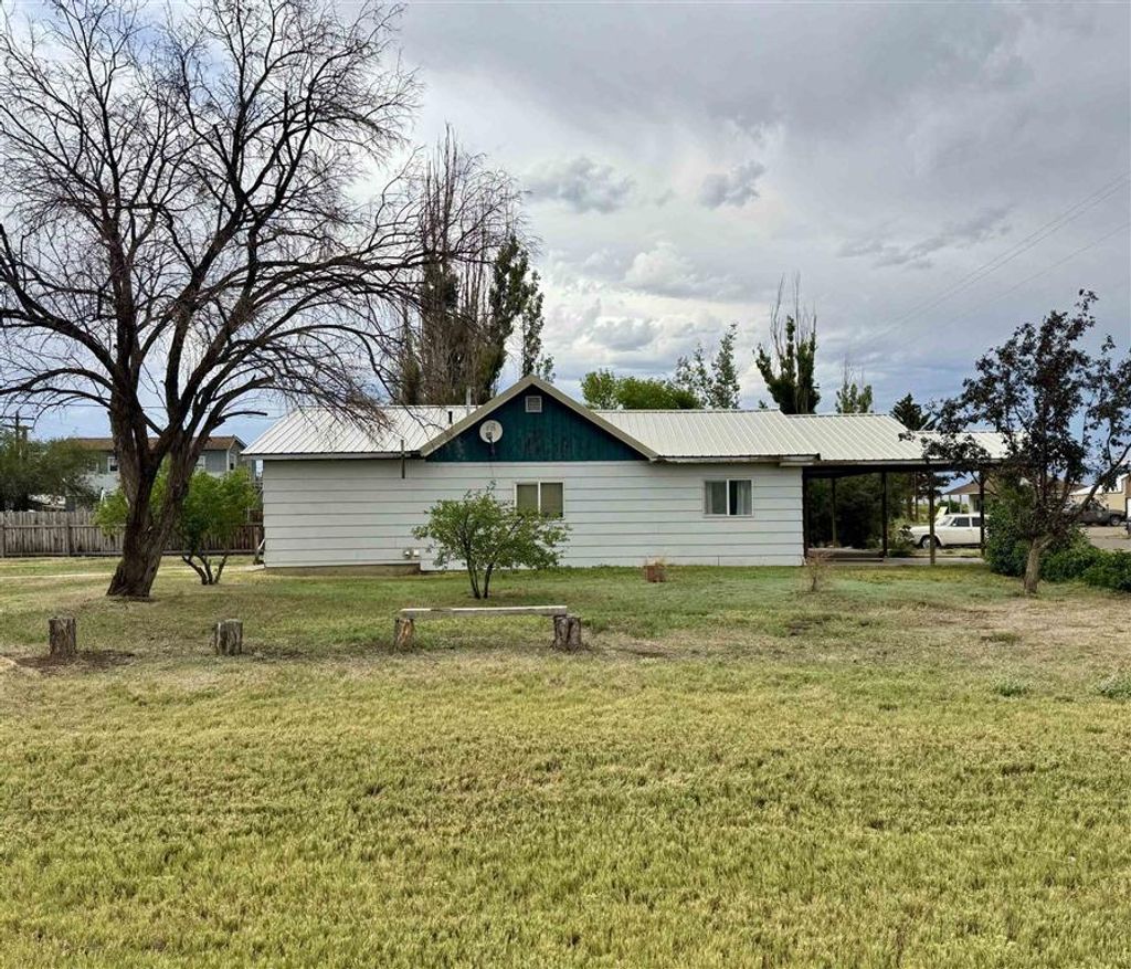 Photo of 20 1st Ave E Ave, Deaver, WY 82421 (MLS # 10030768)