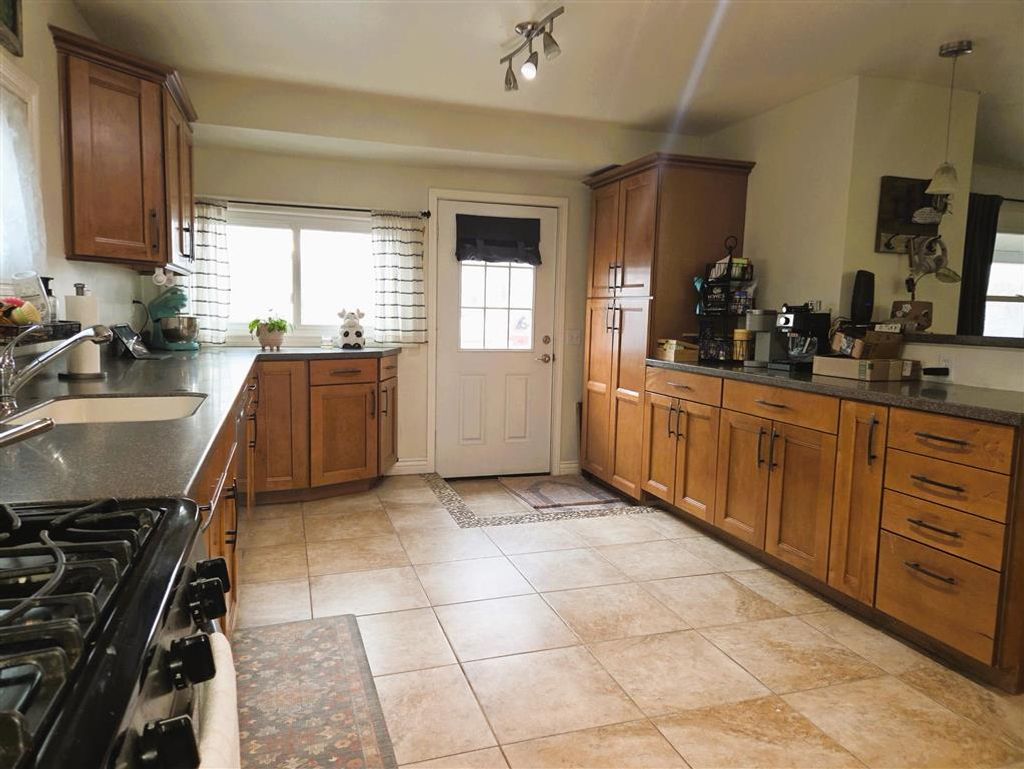 Photo of 706 S 11th St, Worland, WY 82401 (MLS # 10032076)