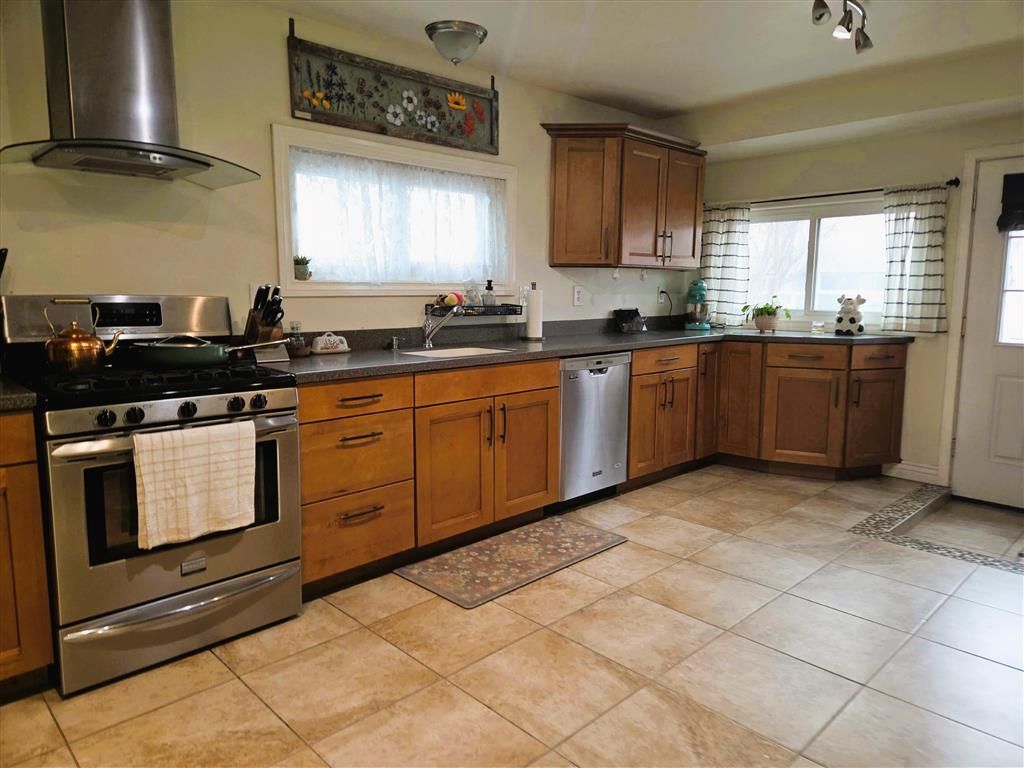 Photo of 706 S 11th St, Worland, WY 82401 (MLS # 10032076)