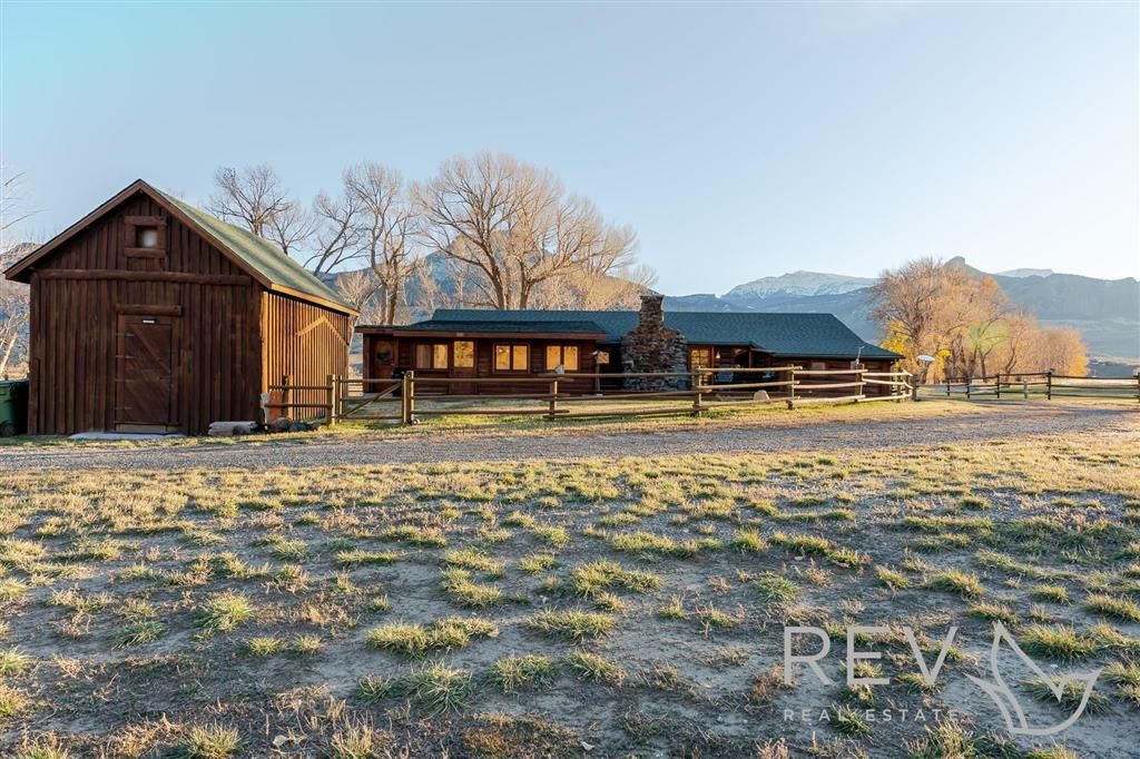 Photo of 93 Copperleaf Dr, Cody, WY 82414 (MLS # 10031844)