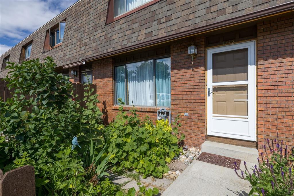 Cody, Wyoming 82414, United States, 2 Bedrooms Bedrooms, ,2 BathroomsBathrooms,Residential,Active,171783