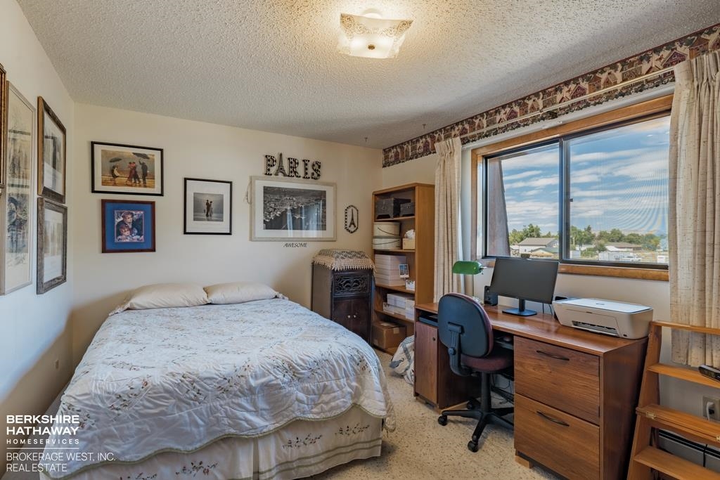 Cody, Wyoming 82414, United States, 2 Bedrooms Bedrooms, ,2 BathroomsBathrooms,Residential,Active,171783