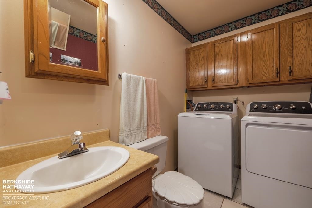 Cody, Wyoming 82414, United States, 2 Bedrooms Bedrooms, ,2 BathroomsBathrooms,Residential,Active,171783