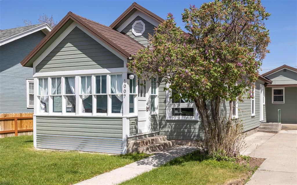 Photo of 1007 Alger Ave, Cody, WY 82414 (MLS # 10031771)