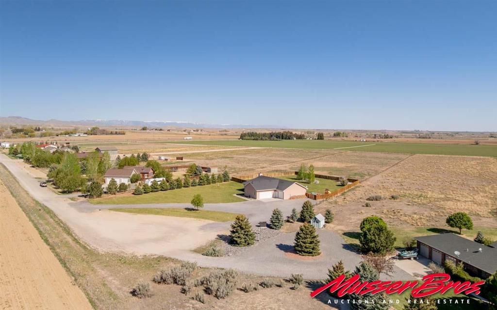 Photo of 31 Iron Creek Drive, Cody, WY 82414 (MLS # 10032357)