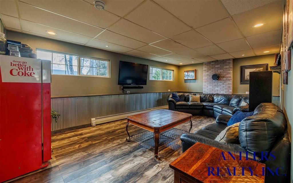 Photo of 435 E 8th St, Powell, WY 82435 (MLS # 10031935)