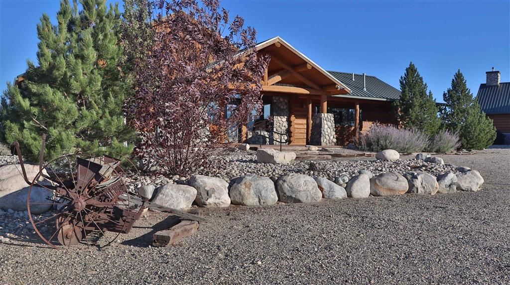 Photo of 39 Moccasin Tr, Clark, WY 82435 (MLS # 10032234)