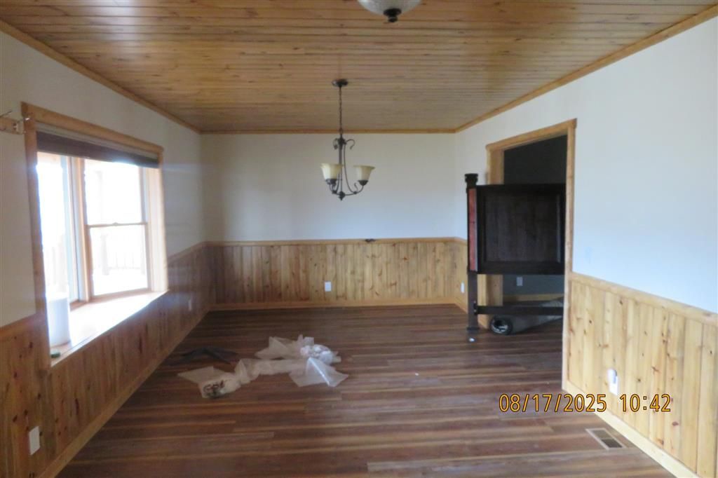 Photo of 154 Haman McCall Tr, Cody, WY 82414 (MLS # 10031740)