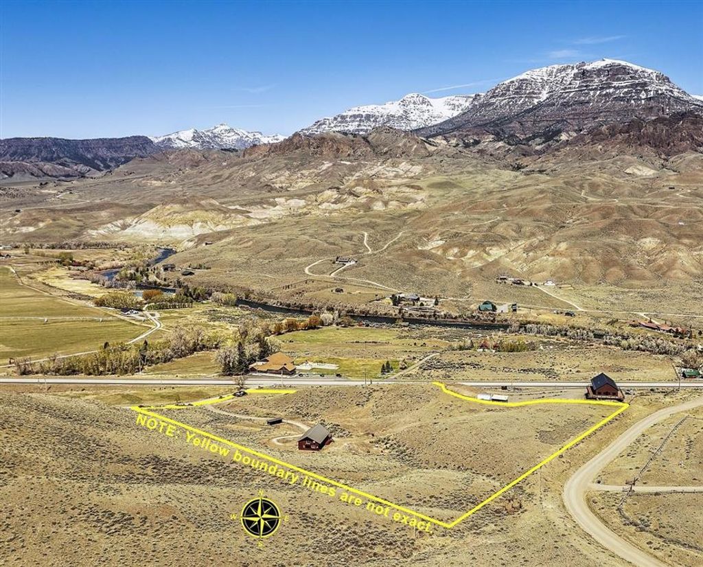 Photo of 4 Whit Creek Rd, Cody, WY 82414 (MLS # 10032327)