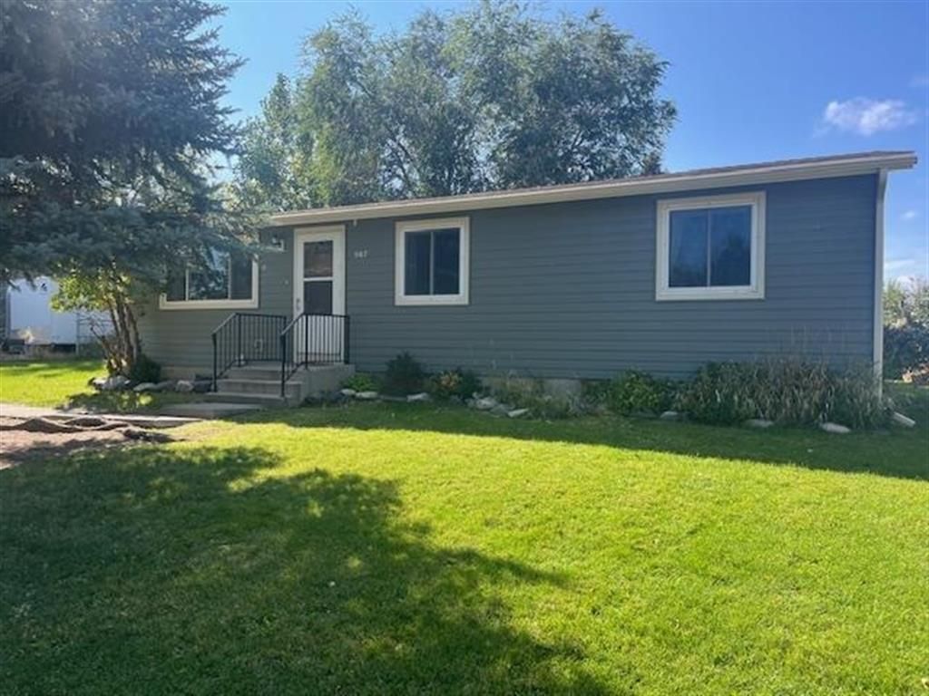 Photo of 507 9th St, Cody, WY 82414 (MLS # 10032073)