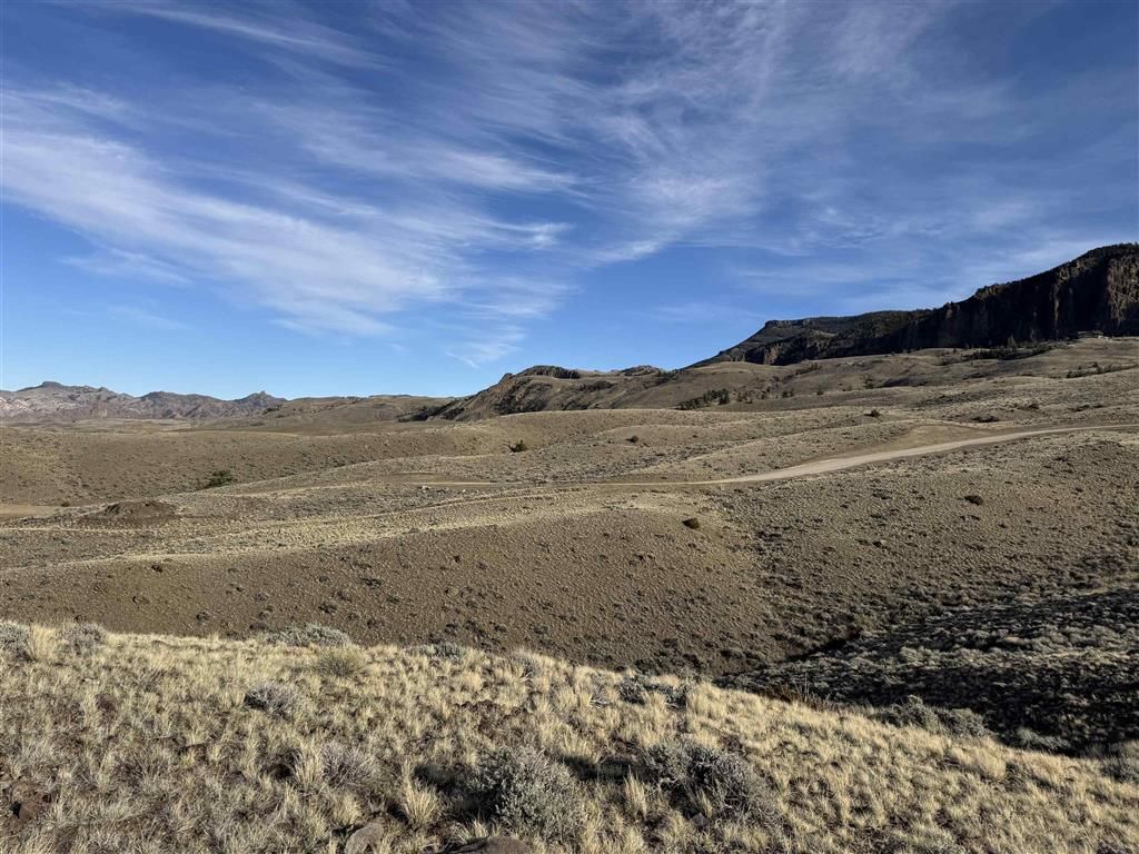 Photo of T B D Hawk Dr #Lot 275, Lot 280, Wapiti, WY 82450 (MLS # 10032233)