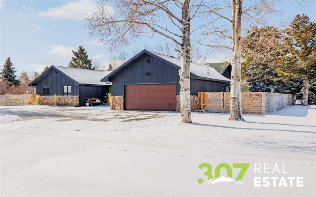 Photo of 20 Blackheath Ct, Cody, WY 82414 (MLS # 10032139)