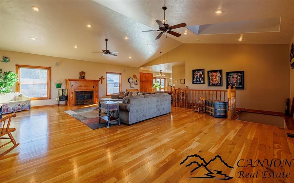 Photo of 6 Viking Dr, Cody, WY 82414 (MLS # 10032102)