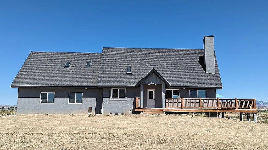 Photo of 725 Road 6 1/2, Cowley, WY 82420 (MLS # 10031350)
