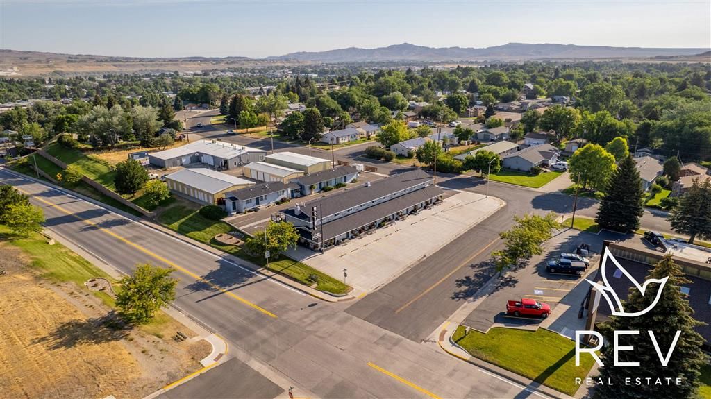 Photo of 1701 Central Ave, Cody, WY 82414 (MLS # 10031722)