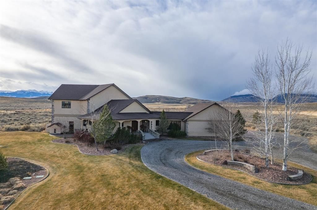 Photo of 15 Hancock Dr, Cody, WY 82414 (MLS # 10032199)