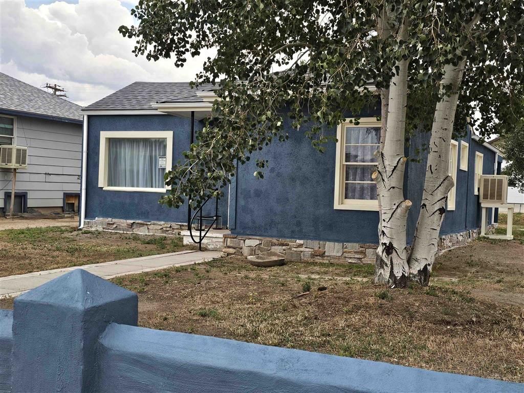 Photo of 1012 Pulliam Ave, Worland, WY 82401 (MLS # 10031558)