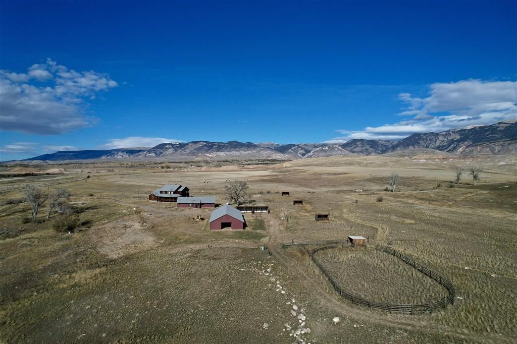 Photo of 2477 Beaver Creek Rd, Shell, WY 82441 (MLS # 10031866)