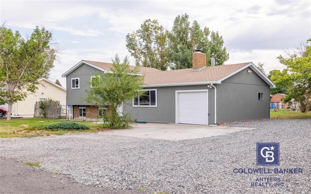 Photo of 2202 Haugen St, Cody, WY 82414 (MLS # 10031629)