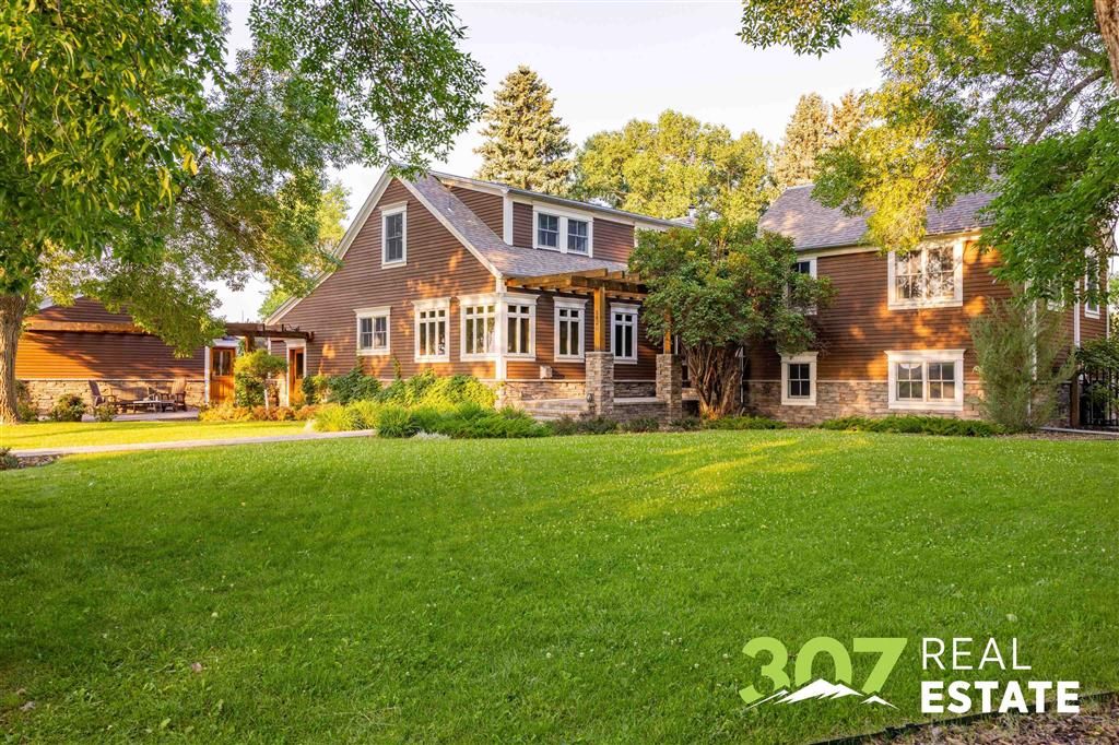 Photo of 1420 Meadow Ln Ave, Cody, WY 82414 (MLS # 10030397)