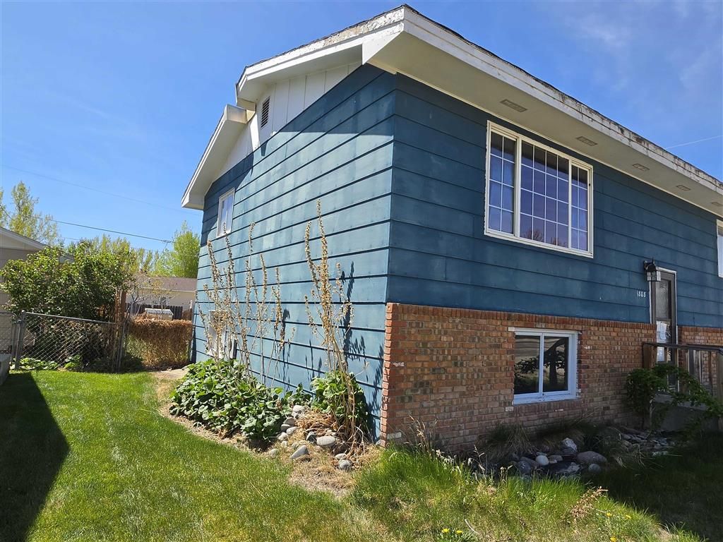 Photo of 1808 Gregg Ave, Worland, WY 82401 (MLS # 10032347)