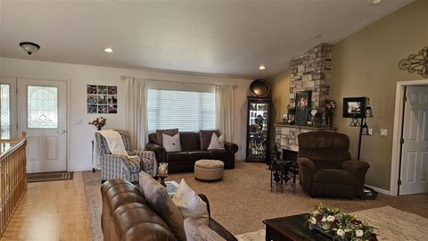 Tiny photo for 86 Rolling Hills Dr, Cody, WY 82414 (MLS # 10031220)