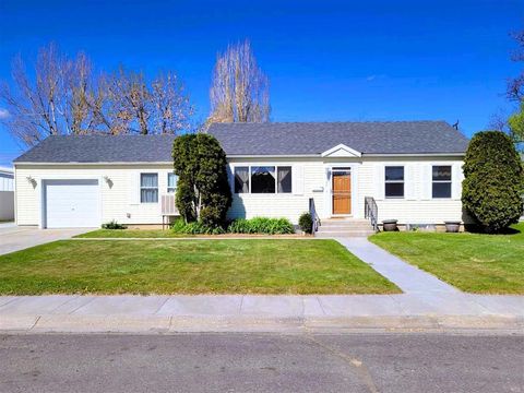 720 S 17th St, Worland, WY 82401 - #: 10030091