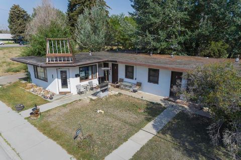 Photo of 710 W C St, Basin, WY 82410 (MLS # 10031695)