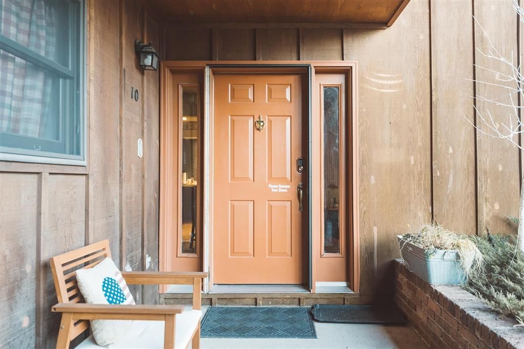 Photo of 2007 Pioneer Ave #10, Cody, WY 82414 (MLS # 10032071)