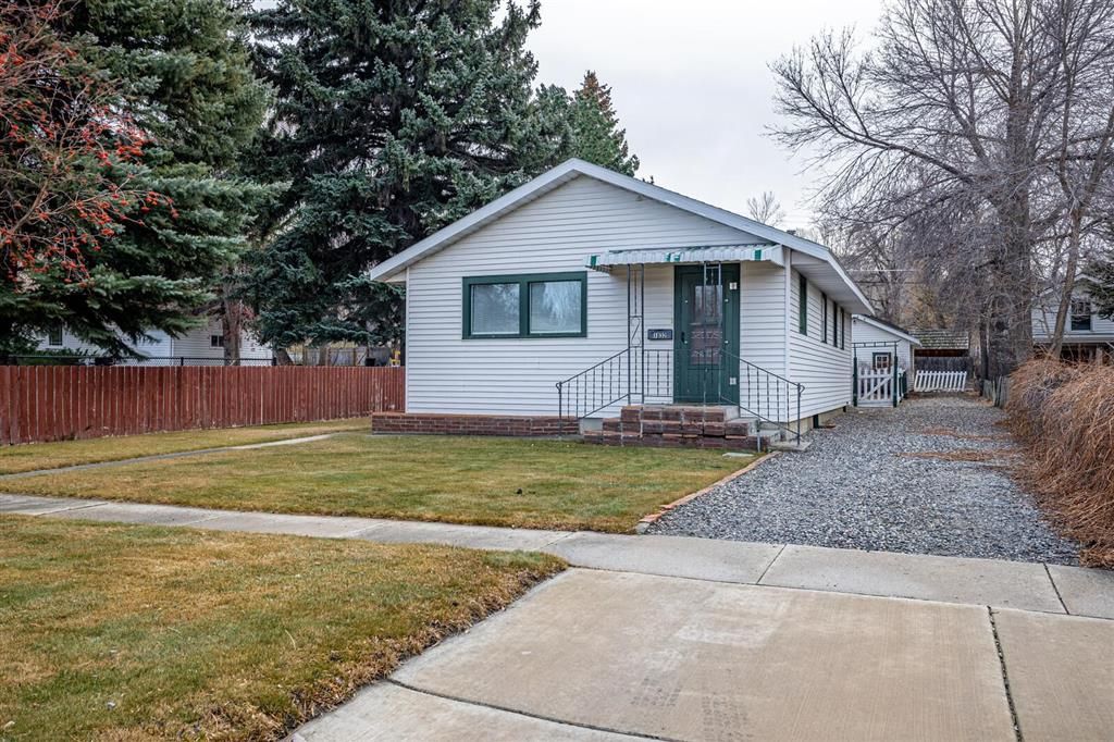 Photo of 1032 Cody Ave, Cody, WY 82414 (MLS # 10031915)