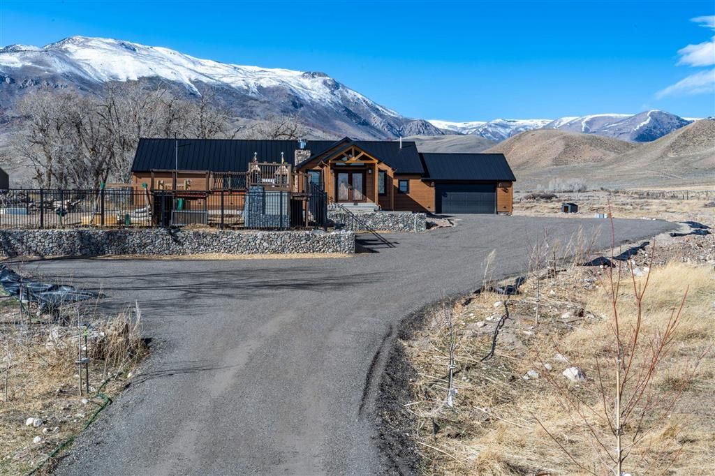 Photo of 409 Tolman Rd, Clark, WY 82435 (MLS # 10032157)