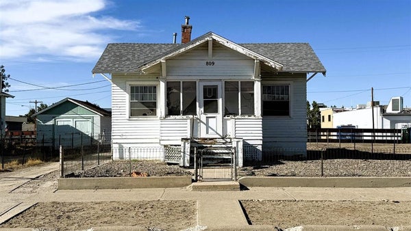 809 ROBERTSON AVE, WORLAND, WY 82401 - Image 2333cd6d67b3adc728fd3a0c895df8bf/3060728242
