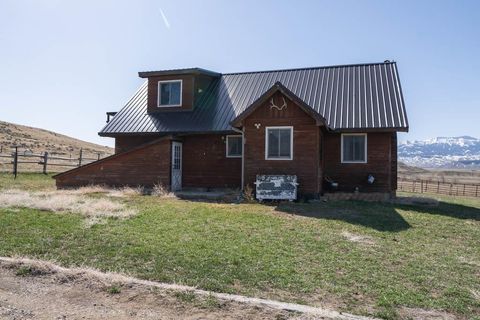 Photo of 16 Caddis Ln, Cody, WY 82414 (MLS # 10031130)