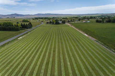Tiny photo for TBD Hitching Post Dr, Cody, WY 82414 (MLS # 10031418)