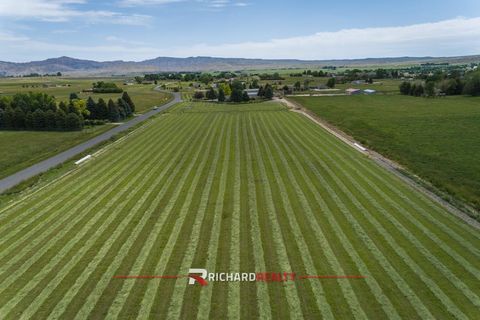 Tiny photo for TBD Hitching Post Dr, Cody, WY 82414 (MLS # 10031418)