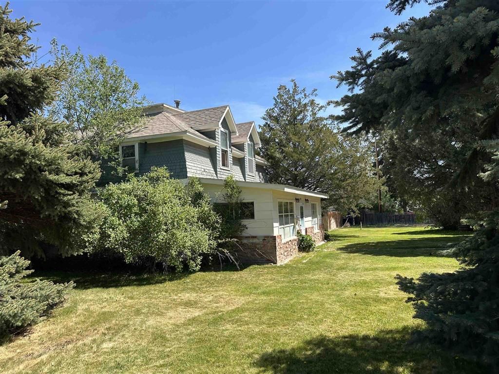 Photo of 518 W F St, Basin, WY 82410 (MLS # 10032397)