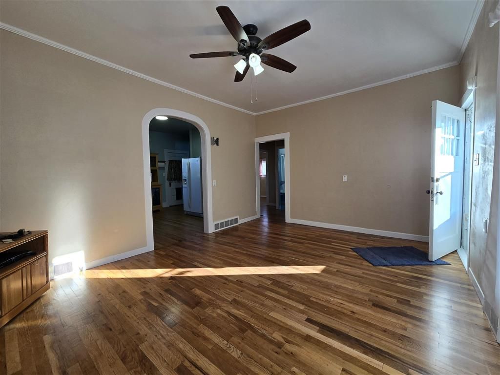 Photo of 163 S Bernard St, Powell, WY 82435 (MLS # 10032056)