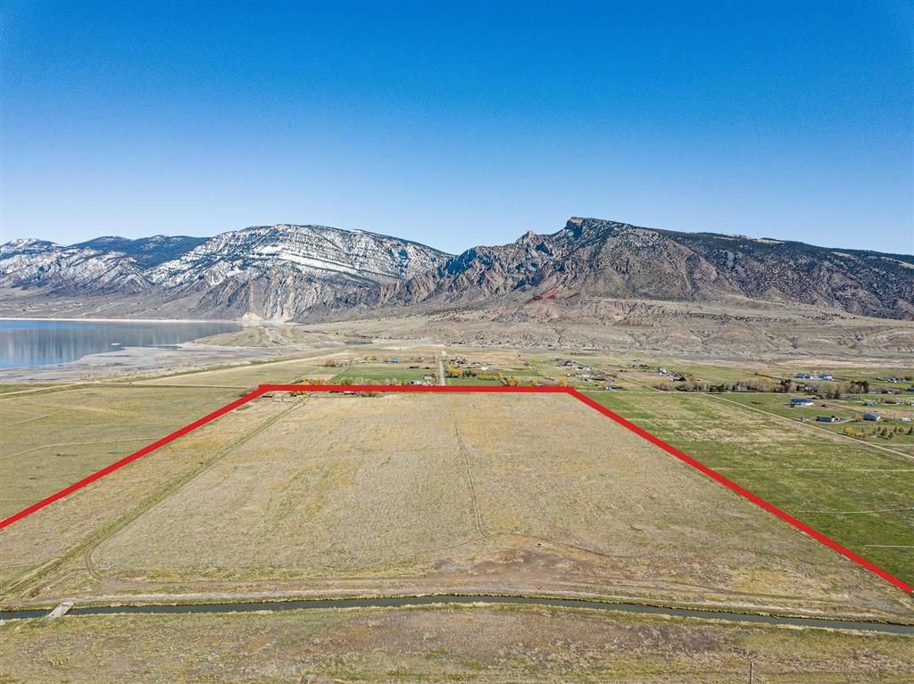 Photo of TBD Bartlett Ln, Cody, WY 82414 (MLS # 10031654)