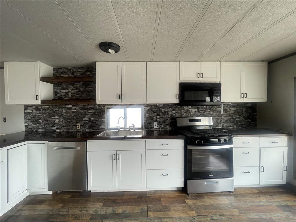 Photo of 333 S S Jones St #17, Powell, WY 82435 (MLS # 10032337)
