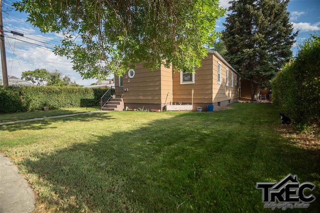 Photo of 522 Avenue F, Powell, WY 82435 (MLS # 10031549)