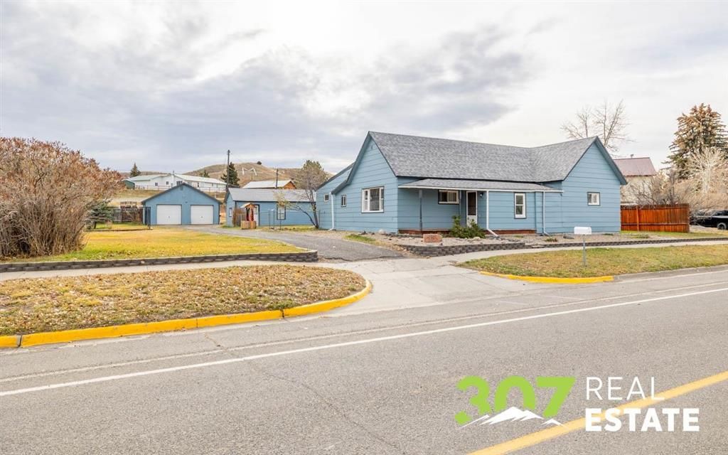 Photo of 1222 Park Ave, Meeteetse, WY 82433 (MLS # 10031845)