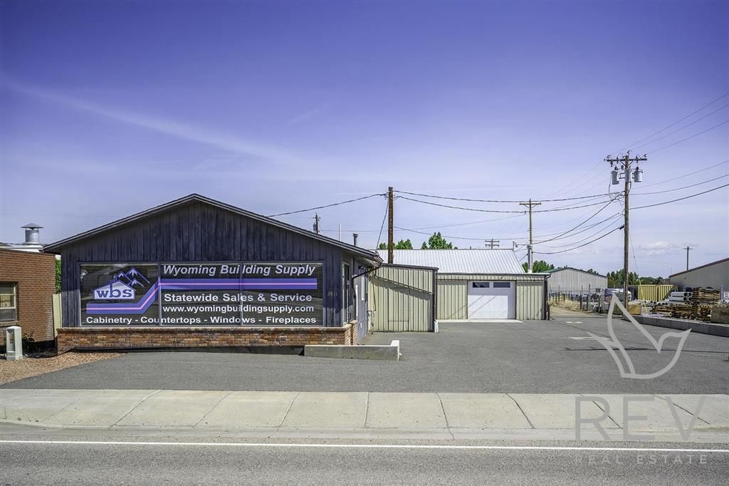 Photo of 2811 Big Horn Ave, Cody, WY 82414 (MLS # 10032125)