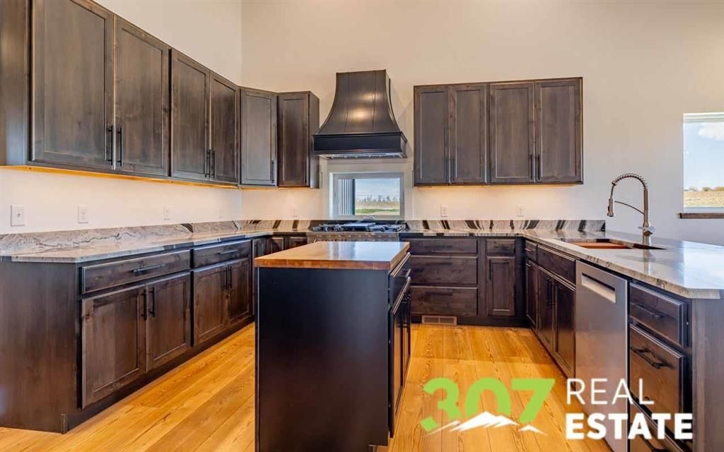 Photo of 155 Road 20, Cody, WY 82414 (MLS # 10032320)