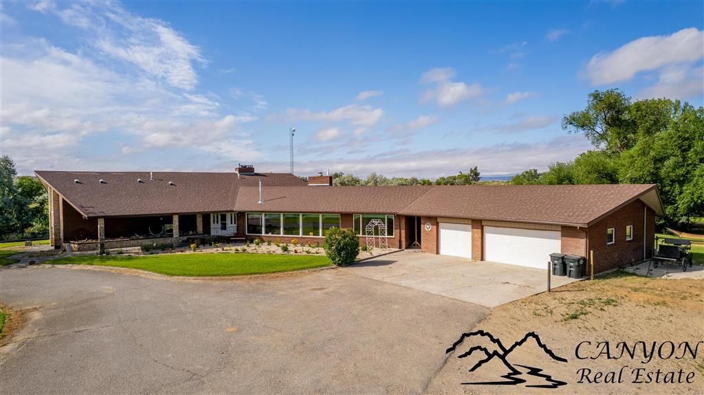 Photo of 124 Highway 14A West, Byron, WY 82412 (MLS # 10031517)