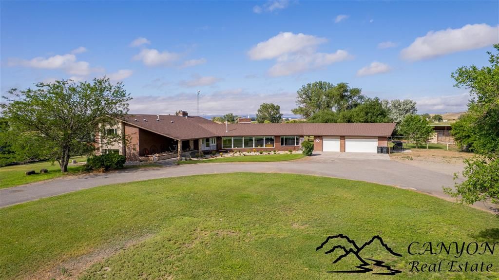Photo of 124 Highway 14A West, Byron, WY 82412 (MLS # 10031517)