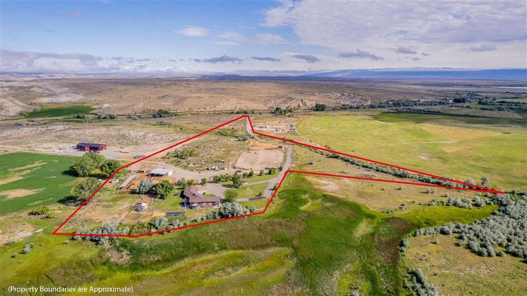 Photo of 124 Highway 14A West, Byron, WY 82412 (MLS # 10031517)
