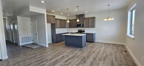 Tiny photo for 2825 Legacy Lane #5, Cody, WY 82414 (MLS # 10030971)