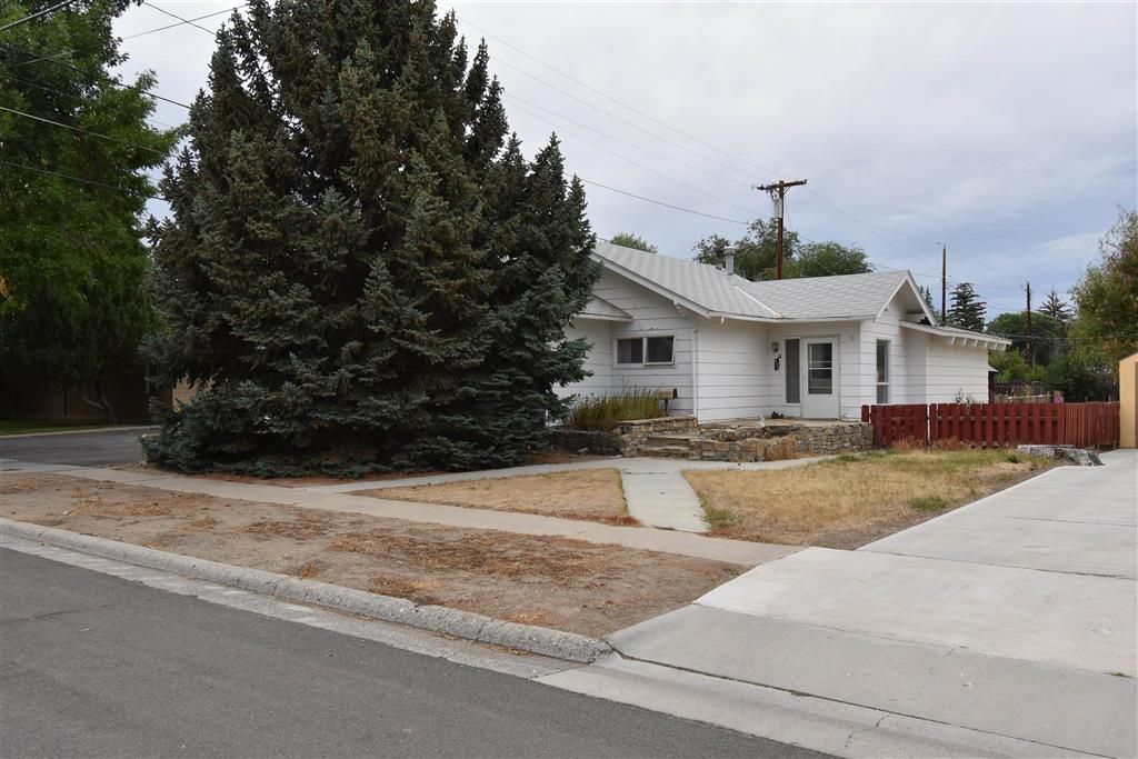 Photo of 425 W 3rd St, Powell, WY 82435 (MLS # 10031616)