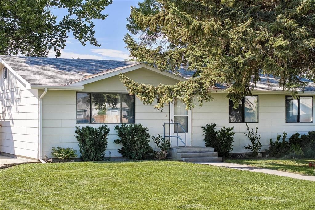 Photo of 842 E Adams St, Powell, WY 82435 (MLS # 10031867)